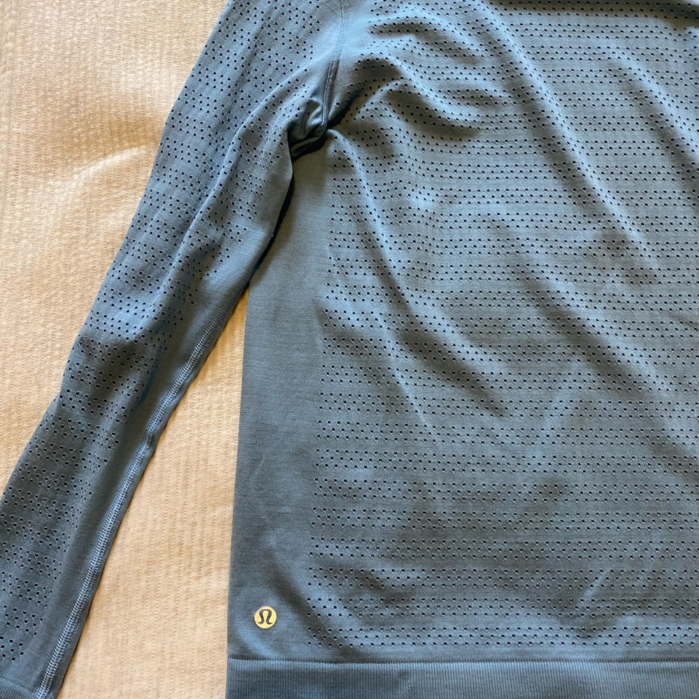 Lululemon Long Sleeve - Picture 2 of 2